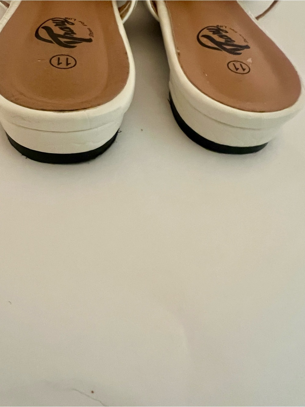 Trary Pointed Toe Croc-Embossed Slides - Size 11 - Picture 7 of 10